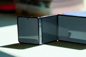 Samsung's Trifold Strategy Reveals US Market Limitations - According to HotHardware, Samsung views the Galaxy Z TriFold as a